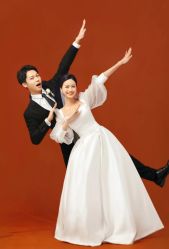 -蒙娜丽莎婚纱摄影(优质商家)