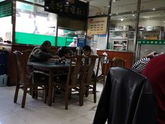 大堂-老爆肚满五香烧牛羊肉