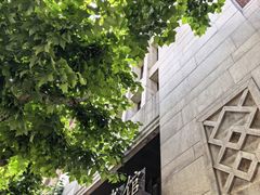 -上海市静安区图书馆(新闸路馆)