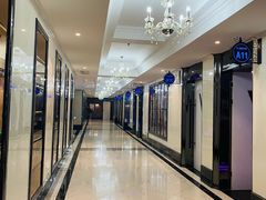 -悦SHOW 量贩式KTV(宝龙广场店)