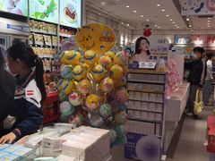-名创优品(海珠乐峰广场店)