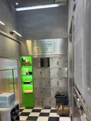 -Devilhands Barbershop男士理容店