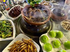 -盐禾堂海南屯昌香草鸭(海润路总店)