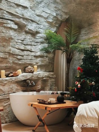 一定要提早预定666号房