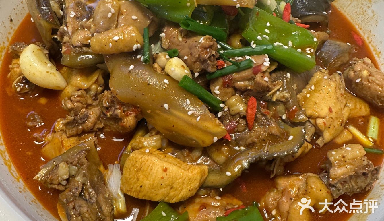 吃甲鱼的专门店  达人甲.砂锅甲鱼