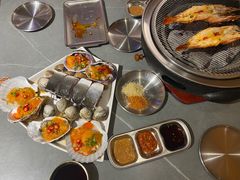 -围炉肉舍丹东海鲜烤肉·烤活鳗(步行街店)