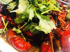 麻辣小龙虾-冰城小镇音乐串吧·聚会餐厅(百子湾店)