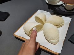 雪山奶露包-小炳胜(卓悦中心店)