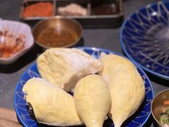 -铭牛烧肉·和牛海鲜自助(高新月牙湖店)