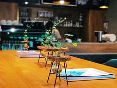 -ZING COFFEE 镜咖啡