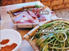 -阿婆情腊排骨火锅(金虹路店)