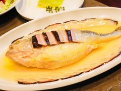 -北京保利大厦酒店(东四十条地铁站店)