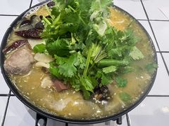 -肥汁米蘭香港米线(长宁来福士店)