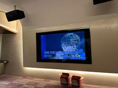 -密苏里·吖咪KTV火吧