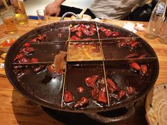 -白乐天毛肚火锅馆(解放碑店)