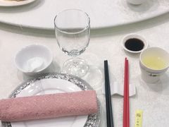 -梅龙镇酒家(南京西路总店)