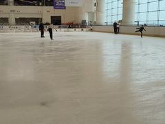 -世纪星滑冰俱乐部(万象城店)
