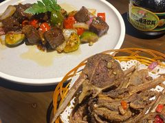 -聚汇三少·龙虾·中餐厅(莫邪路新天地店)