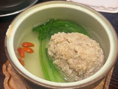 淮扬狮子头-古都历食南京菜·烤鸭·鸭血粉丝·汤包(南京博物院店)