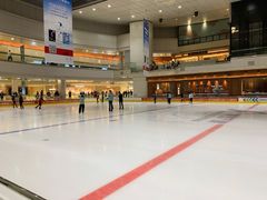 -冰纷万象滑冰场(深圳万象城店)