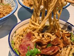 -镇南锅盖面馆(解放路店)