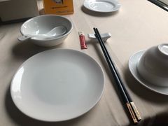 餐具摆设-广东胜利宾馆西关粤中餐厅