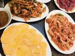 -韩风烤牛肉冷面店