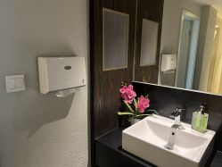 -香秀空间科技抗衰·美容中心