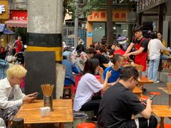 大堂-全家福米线