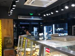 面包甜点陈列柜-苹果花园(龙漕路店)