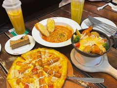 -Mr.Pizza米斯特比萨(盐城聚龙湖店)