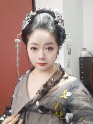 -盘子女人坊生日照·摄影馆(华强店)