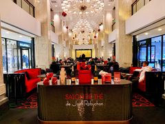 -Salon de The de Joel Robuchon(外滩18号店)