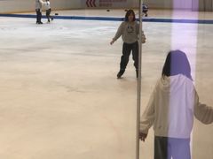 -陈露国际冰上中心(天津嘉里汇店)