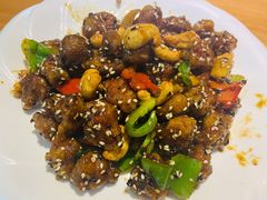 腰果牛肉粒-圆满素食林饭店非遗素食(河西店)