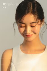 -易摄影婚纱摄影工作室