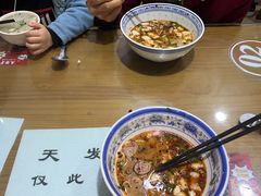 -天发芽·何记葫芦头泡馍·传统小吃(报恩寺街店)