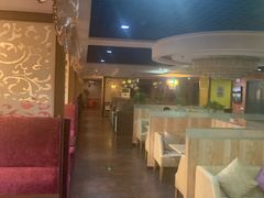 卡座-上岛咖啡(华源四里店)