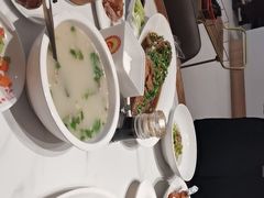 -梅利汴京烤鸭•开封豫菜地标店(东大街店)