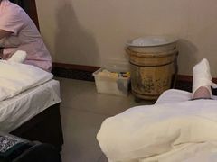 -颐而康·按摩·艾灸·足疗(南岸晶都店)