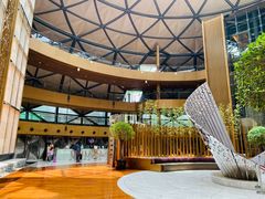 -上海滴水湖皇冠假日酒店