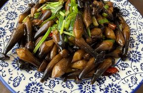 Stir-fried Chicken Mushroom