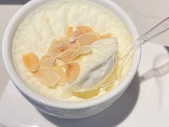 双皮奶-悦满楼·西关名点·湛江名菜(航空综合大厦店)