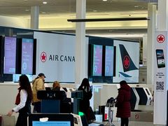 -蒙特利尔皮埃尔·埃利奥特·特鲁多国际机场