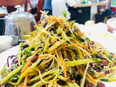 -九妹农家大铁锅东北菜(江湾店)