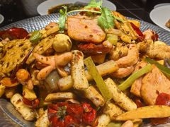 -辣尚瘾·烤鱼·新川菜(交大直营店)