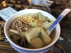 -笑来喜馄饨小笼工坊店(湖滨街店)