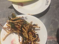 -忘情水鱼头·鲜鱼火锅(滨江中路店)