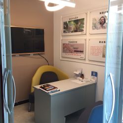 -苗方清颜痘肌研究所