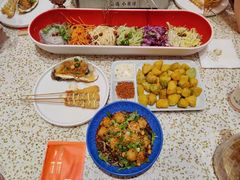 -小董哥烤串·爆汁大油边(故宫店)